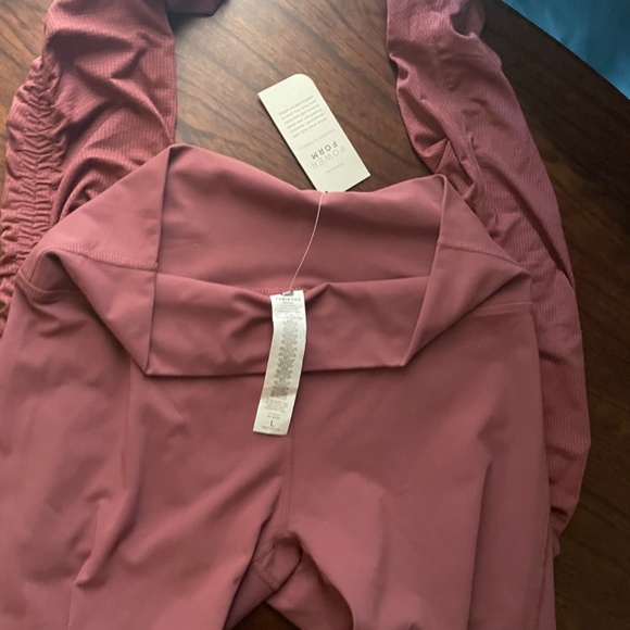 Fabletics Cashel Foldover PowerForm Legging - Picture 5 of 9